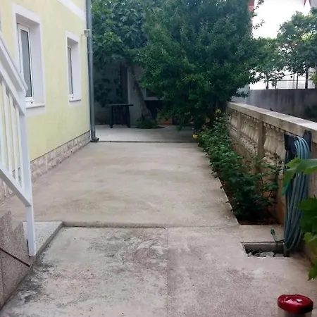 Apartment Apartments With A Parking Space Vodice - 5237 Vodice