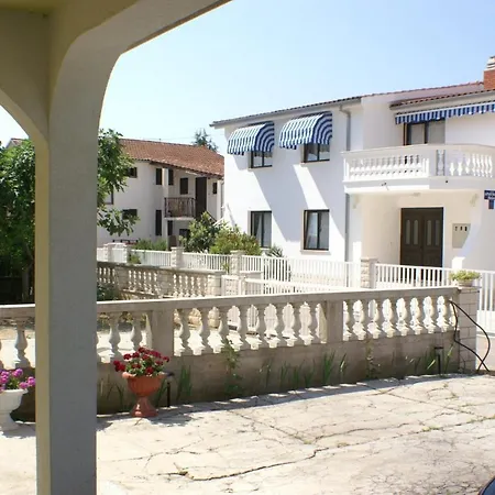 Apartments With A Parking Space Vodice - 5237 Apartment *