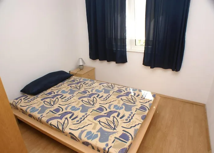 Apartments With A Parking Space Vodice - 5237 Apartman